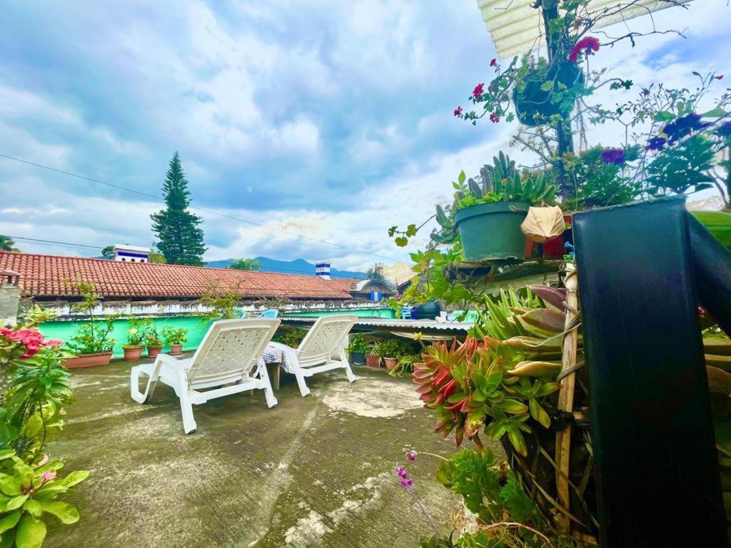 Casa De Leon Hotel Antigua Екстериор снимка