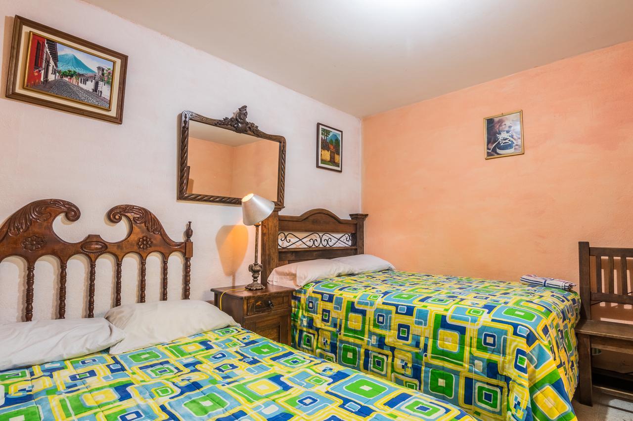 Casa De Leon Hotel Antigua Екстериор снимка